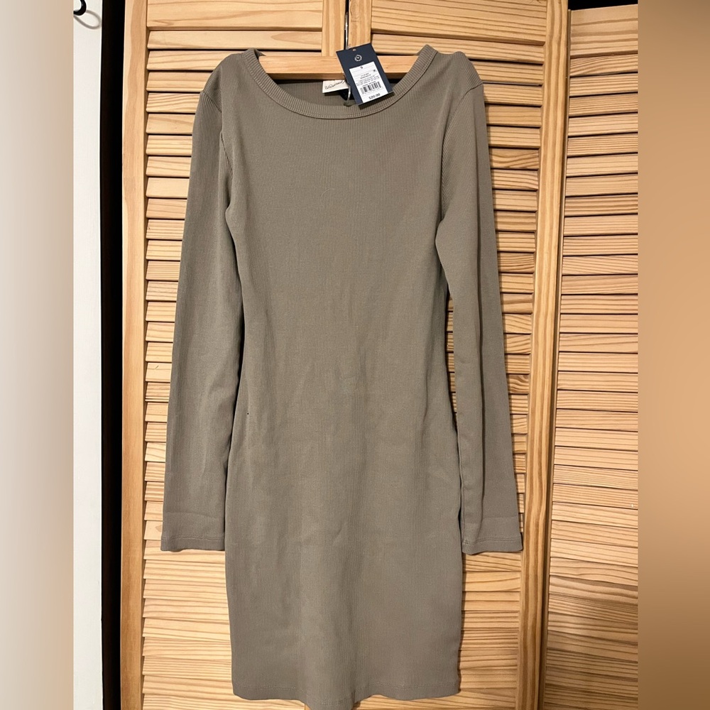 Ribbed Body Con Long Sleeve Dress